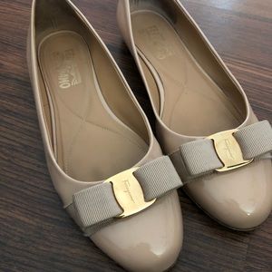 Salvatore Ferragamo nude flats size 9 1/2